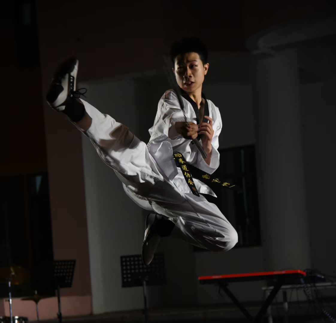 The cover picture of the previous content